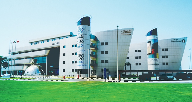 Dubai Customs and Abu Dhabi Customs explore further cooperation and coordination for MOU execution