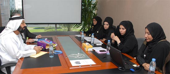 A delegation from Fujairah Customs views the HR systems at Dubai Customs