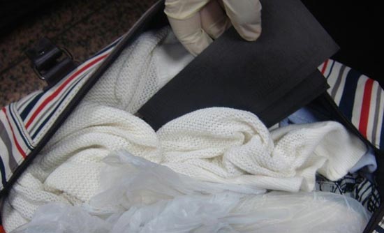 Dubai Customs foils bid to smuggle fake currency using carbon paper