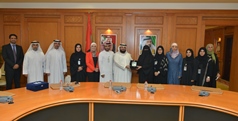 Dubai Customs showcases its corporate excellence experience to Dubai Municipality