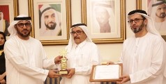 Dubai Customs grabs Watani Emarat Humanitarian Work Award 