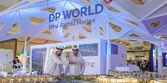 Mohammed bin Rashid is briefed on DP World’s Port Rashid Marina