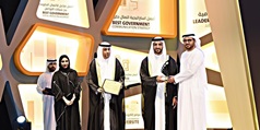 Dubai Customs’ Director of Communication Department wins the Sharjah Government Communication Award