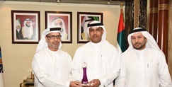 Dubai Customs receives the Government Deployment of the Year Award 2015 for ‘Upgrading Corporate IT Infrastructure’ project
