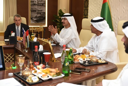 Sultan bin Sulayem meets U.S. Consul General, praises joint economic relations 